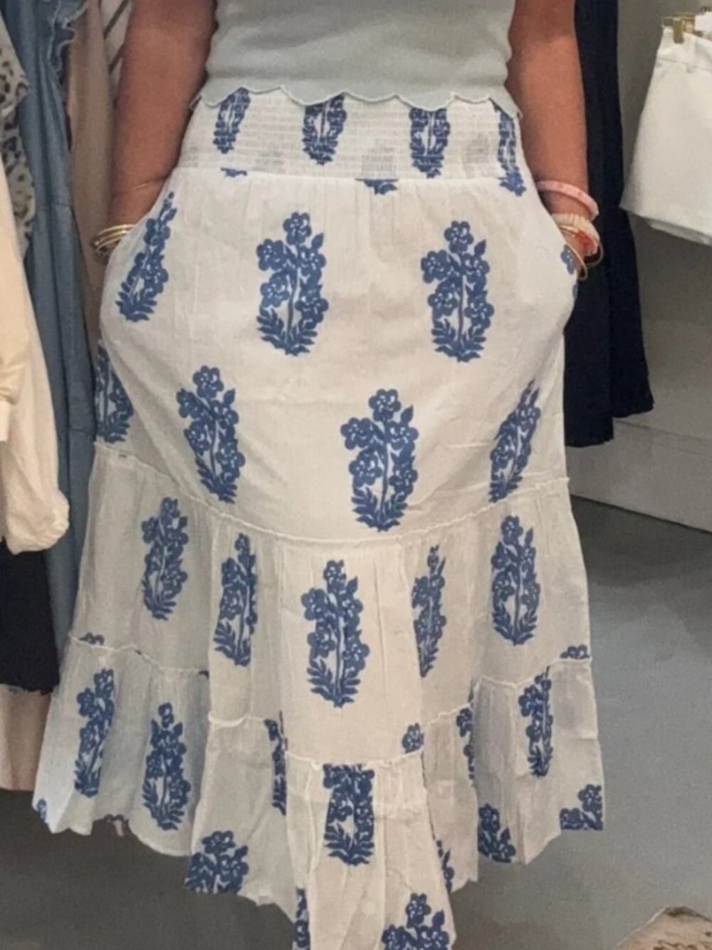THML Block print skirt small sold out.